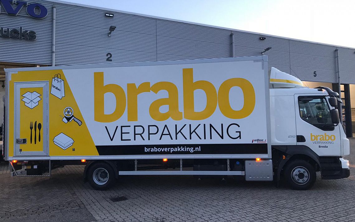 Nieuwe vrachtwagens Brabo Verpakking